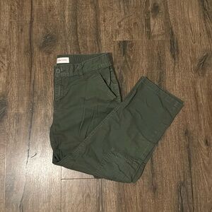Levi’s boys army green cargo pants (16 Husky)